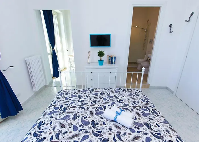 Bed & Breakfast On The Sea-view&kitchen In 4*